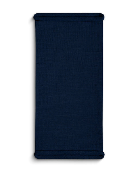 Packshot of knit neck gaiter in the white background