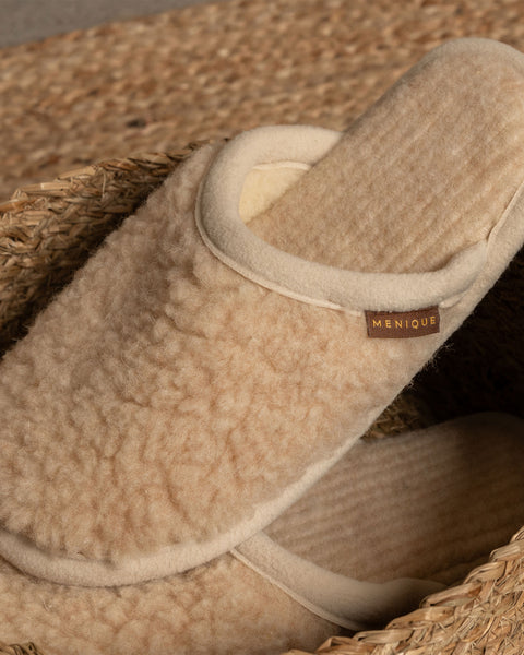Women&#39;s Merino Fluffy Slippers