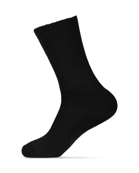The menique men&#39;s merino lined sherpa socks in color black, in a white background, side view.