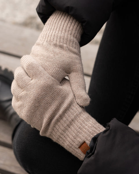 Women&#39;s Gloves Knitted Merino