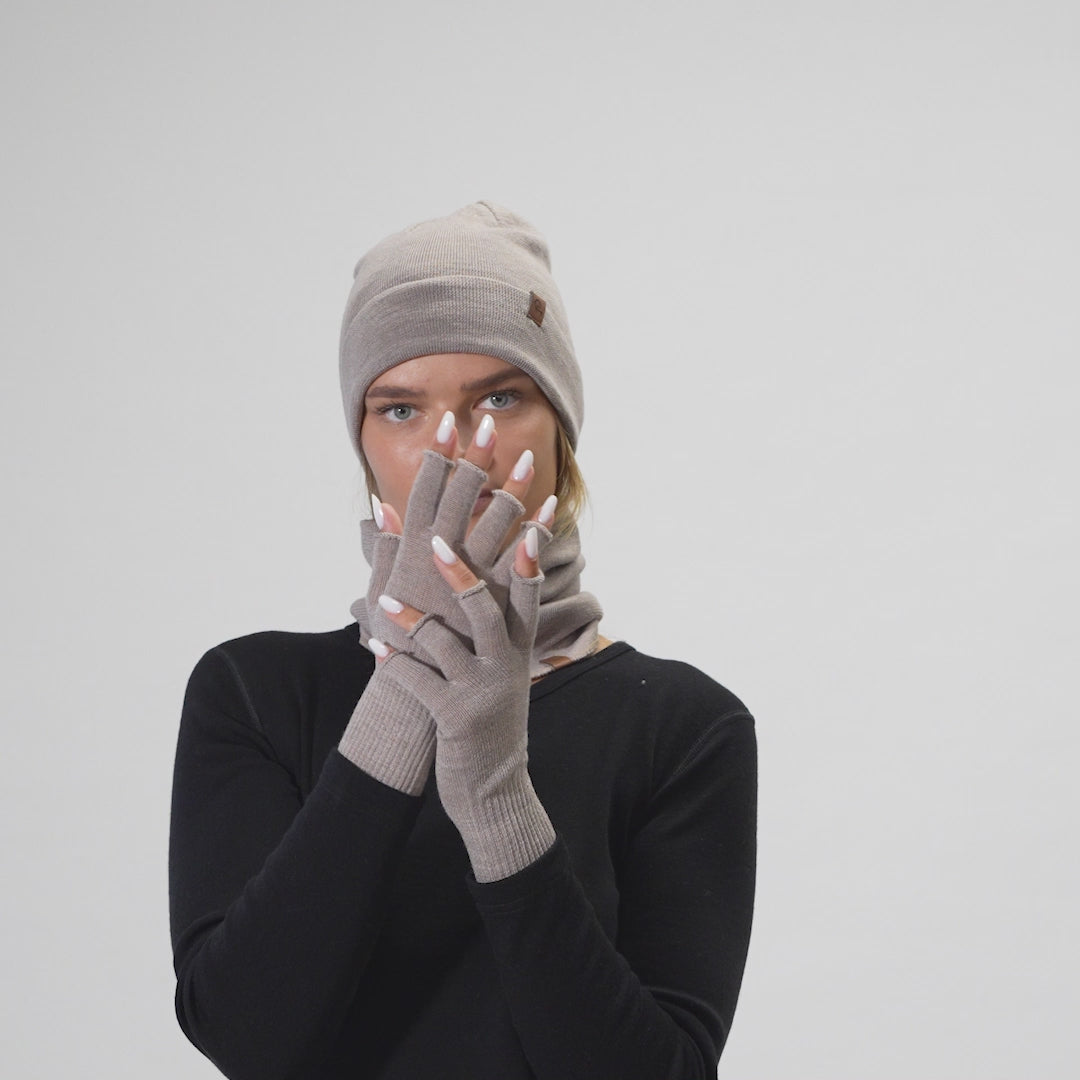 Women's Merino Wool Liner Gaiter & Beanie 2-Piece